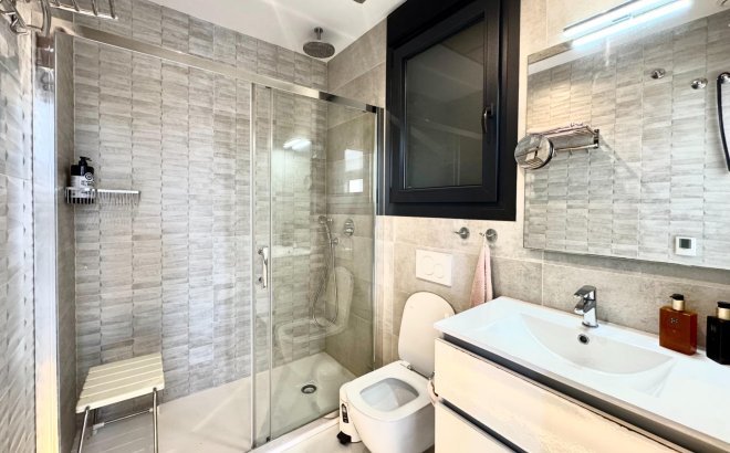 Herverkoop - Villa -
Orihuela Costa - Lomas de Cabo Roig