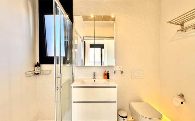 Herverkoop - Villa -
Orihuela Costa - Lomas de Cabo Roig