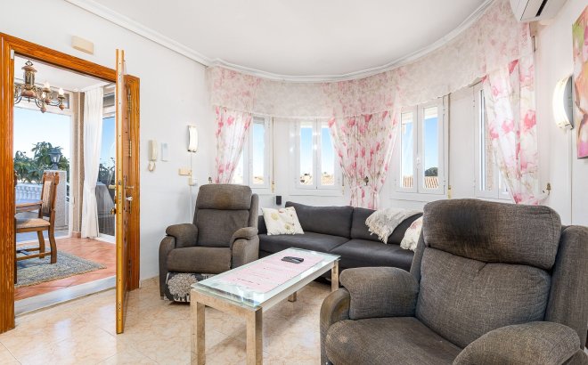 Revente - Villa -
Torrevieja - Costa Blanca