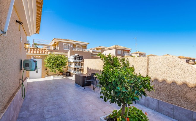 Revente - Villa -
Torrevieja - Costa Blanca