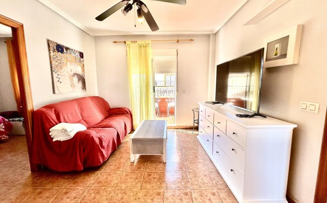 Herverkoop - Appartement -
Punta Prima - Costa Blanca