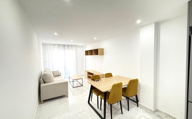 Resale - Apartment -
Torrevieja - PARQUE DE LAS NACIONES