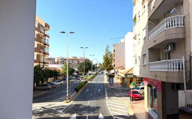 Resale - Apartment -
Torrevieja - PARQUE DE LAS NACIONES