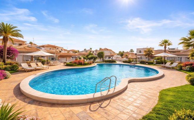 Resale - Town House -
Playa Flamenca - Costa Blanca
