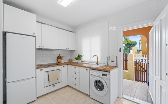 Resale - Town House -
Playa Flamenca - Costa Blanca