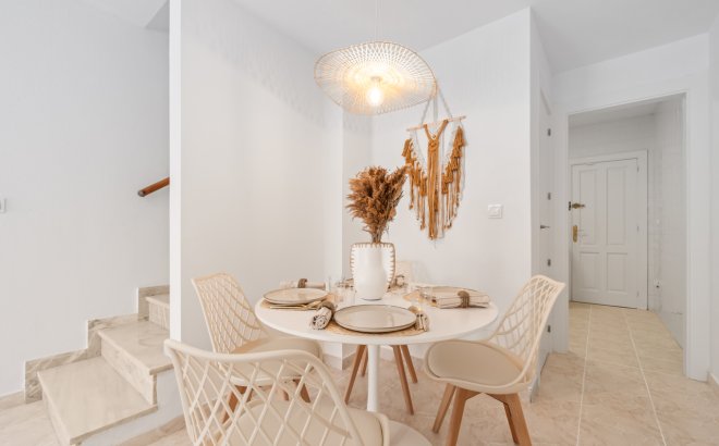 Resale - Town House -
Playa Flamenca - Costa Blanca