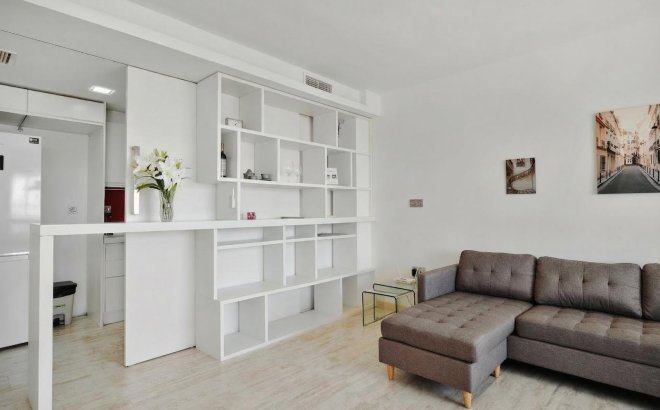 Revente - Appartement -
Torrevieja - Playa del Cura