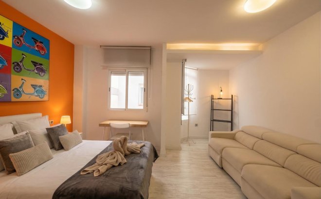 Revente - Appartement -
Torrevieja - Playa del Cura