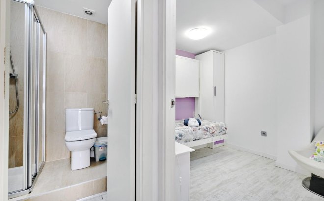 Revente - Appartement -
Torrevieja - Playa del Cura