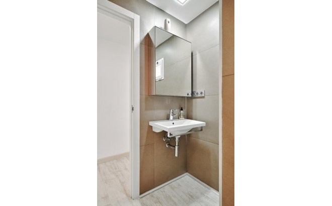 Revente - Appartement -
Torrevieja - Playa del Cura