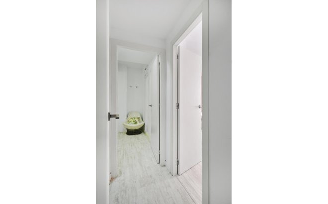 Revente - Appartement -
Torrevieja - Playa del Cura