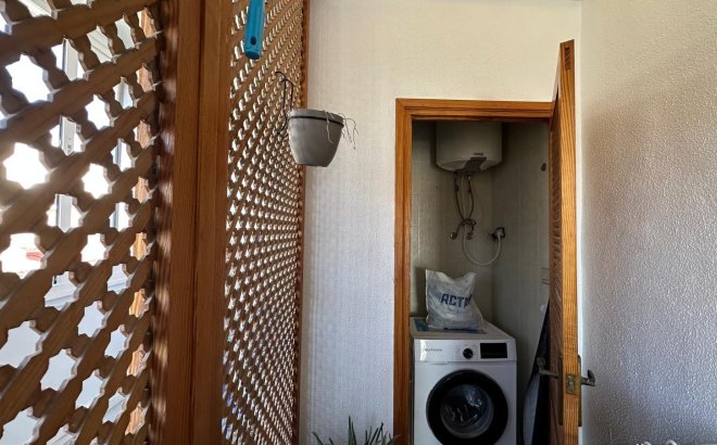 Herverkoop - Appartement -
Torrevieja - Centro