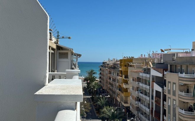 Herverkoop - Appartement -
Torrevieja - Centro
