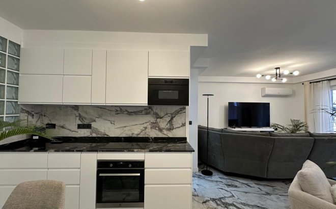 Revente - Appartement -
Torrevieja - Playa del Cura