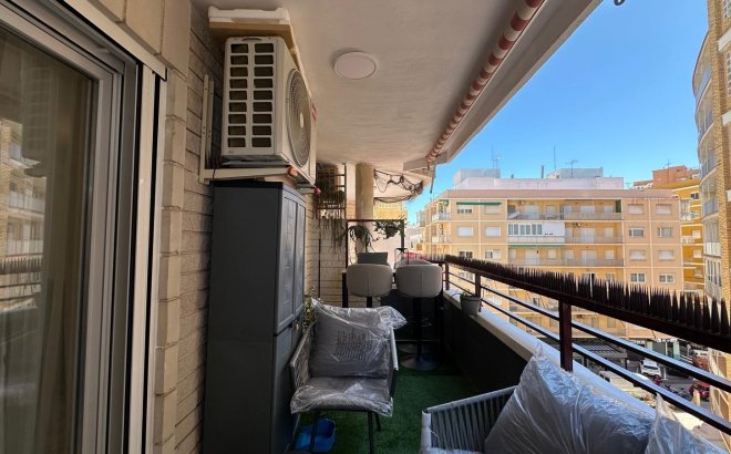 Revente - Appartement -
Torrevieja - Playa del Cura