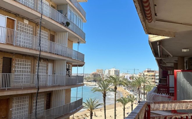Revente - Appartement -
Torrevieja - Playa del Cura