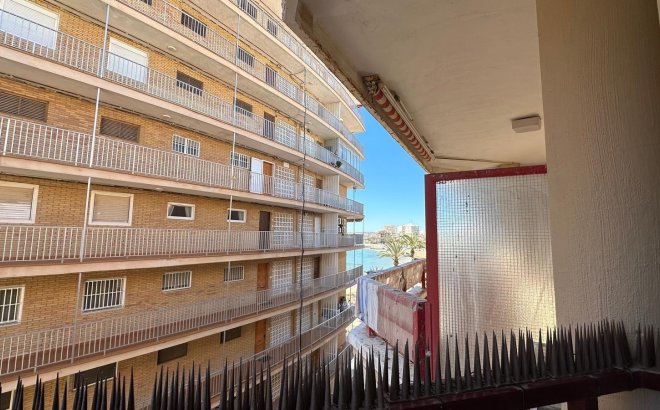 Revente - Appartement -
Torrevieja - Playa del Cura