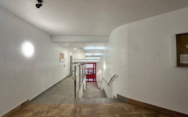 Revente - Appartement -
Torrevieja - Playa del Cura