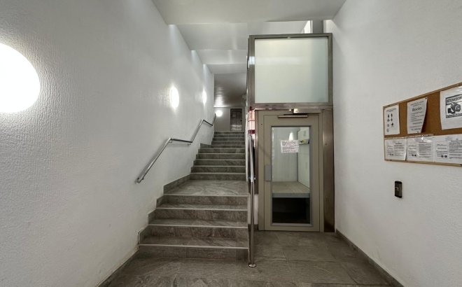 Revente - Appartement -
Torrevieja - Playa del Cura