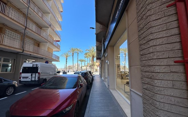 Revente - Appartement -
Torrevieja - Playa del Cura