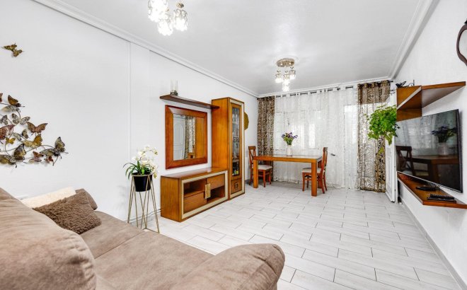 Revente - Town House -
Torrevieja - Calas Blanca