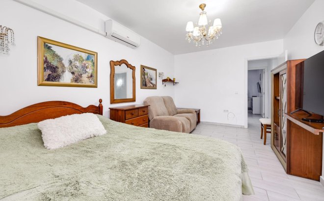 Revente - Town House -
Torrevieja - Calas Blanca