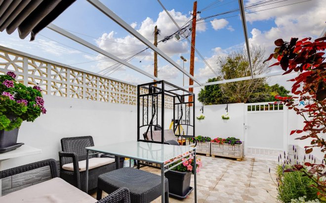 Revente - Town House -
Torrevieja - Calas Blanca