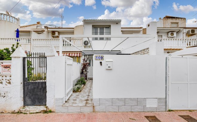 Revente - Town House -
Torrevieja - Calas Blanca