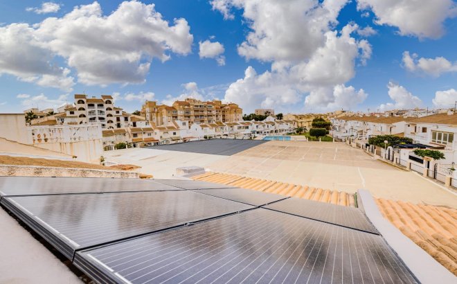 Revente - Town House -
Torrevieja - Calas Blanca