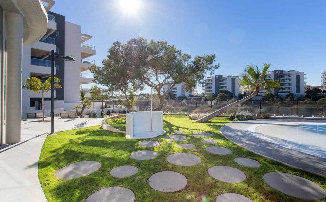 Revente - Appartement -
Orihuela Costa - Los Dolses