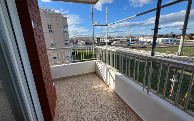 Herverkoop - Appartement -
Torrevieja - Costa Blanca