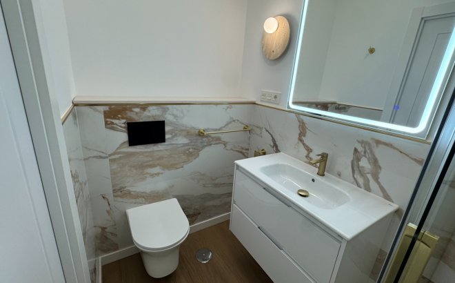 Herverkoop - Appartement -
Torrevieja - Costa Blanca