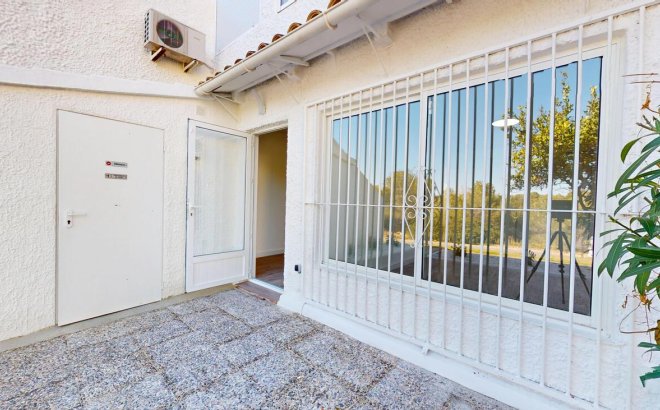 Resale - Bungalow -
Villamartin - Costa Blanca