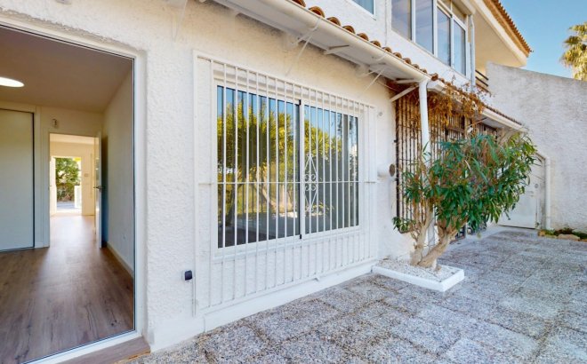 Resale - Apartment -
Orihuela Costa - Costa Blanca