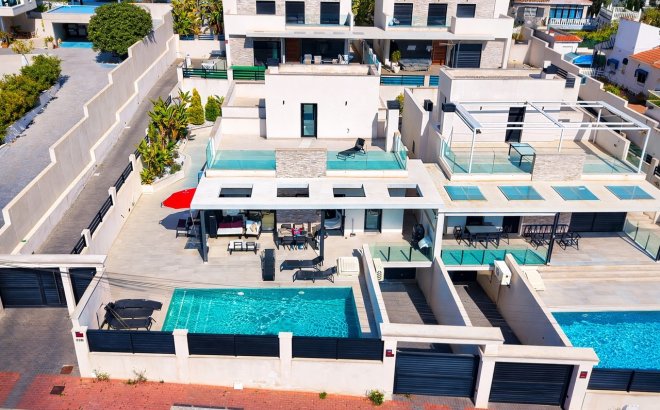 Resale - Villa -
Los Balcones - Costa Blanca