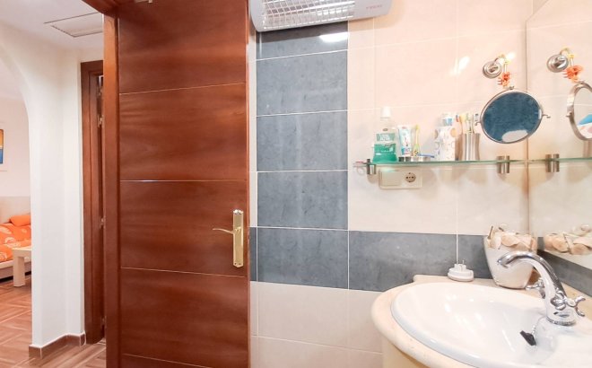 Resale - Apartment -
Torrevieja - Parque Acuático - Sector 25