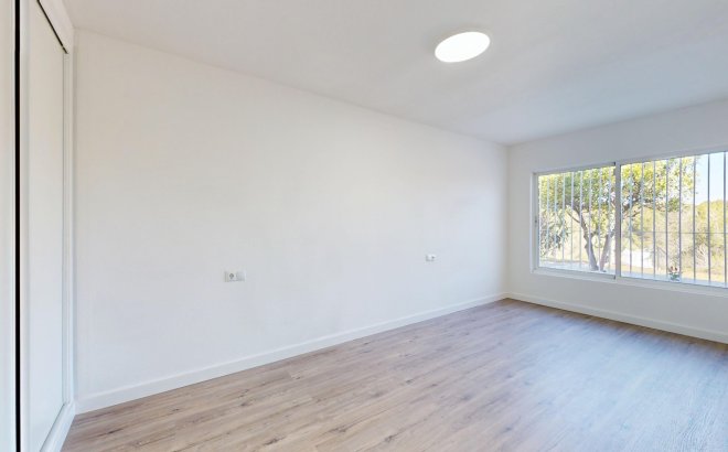 Revente - Bungalow -
Orihuela Costa - Costa Blanca