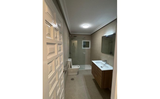 Resale - Apartment -
La Mata