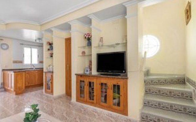 Resale - Semi Detached -
Orihuela Costa