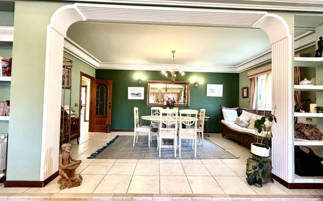 Resale - Villa -
La Mata - Costa Blanca