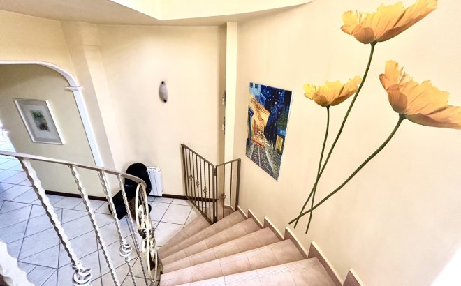 Resale - Villa -
La Mata - Costa Blanca