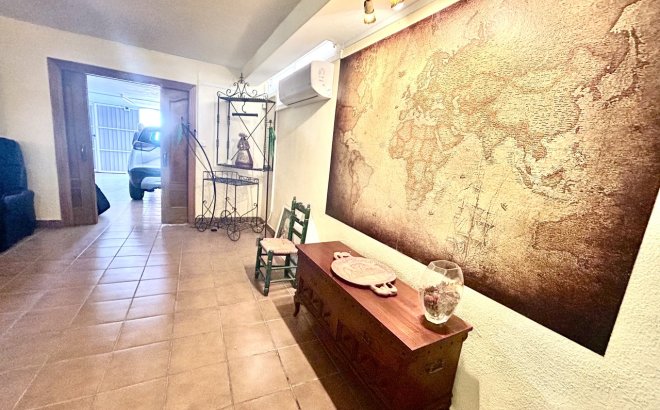 Resale - Villa -
La Mata - Costa Blanca