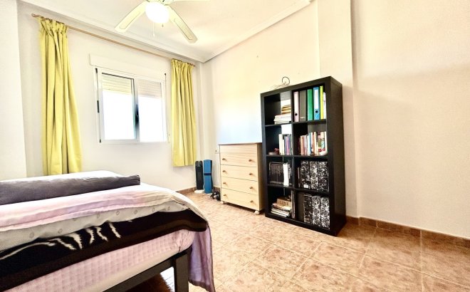 Revente - Penthouse -
Playa Flamenca - Costa Blanca