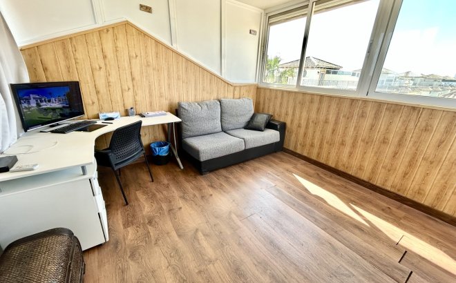 Revente - Penthouse -
Playa Flamenca - Costa Blanca