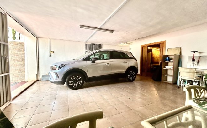 Revente - Villa -
La Mata - Costa Blanca