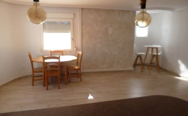 Resale - Villa -
Villamartin - Costa Blanca