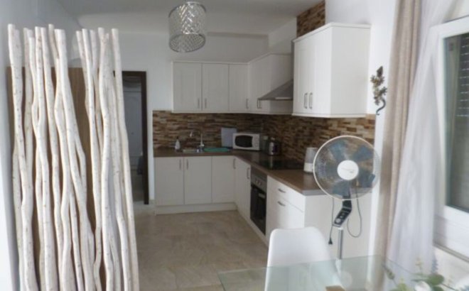 Resale - Villa -
Villamartin - Costa Blanca