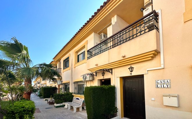 Revente - Town House -
Orihuela Costa - Costa Blanca