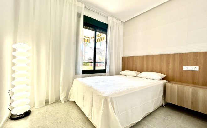 Resale - Apartment -
Campoamor - Costa Blanca