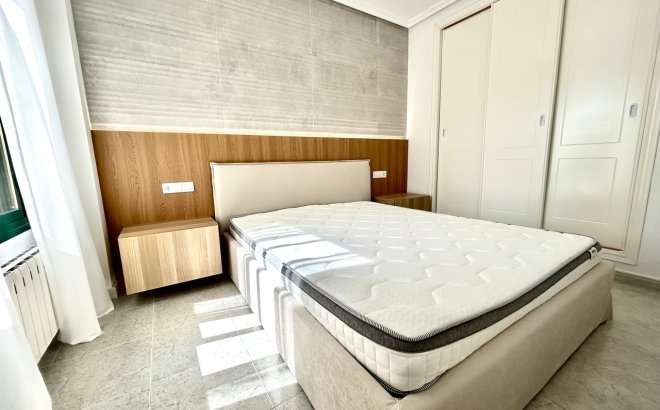 Resale - Apartment -
Campoamor - Costa Blanca